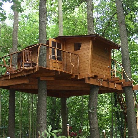 Вилла Treehouse V Brdech Bohutin  Экстерьер фото