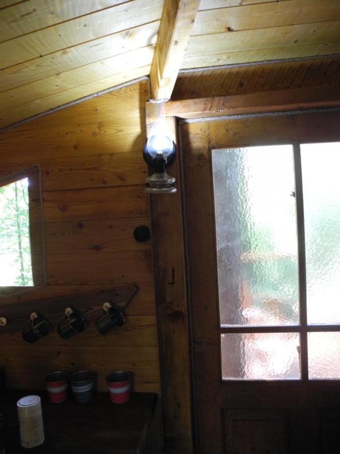 Вилла Treehouse V Brdech Bohutin  Экстерьер фото