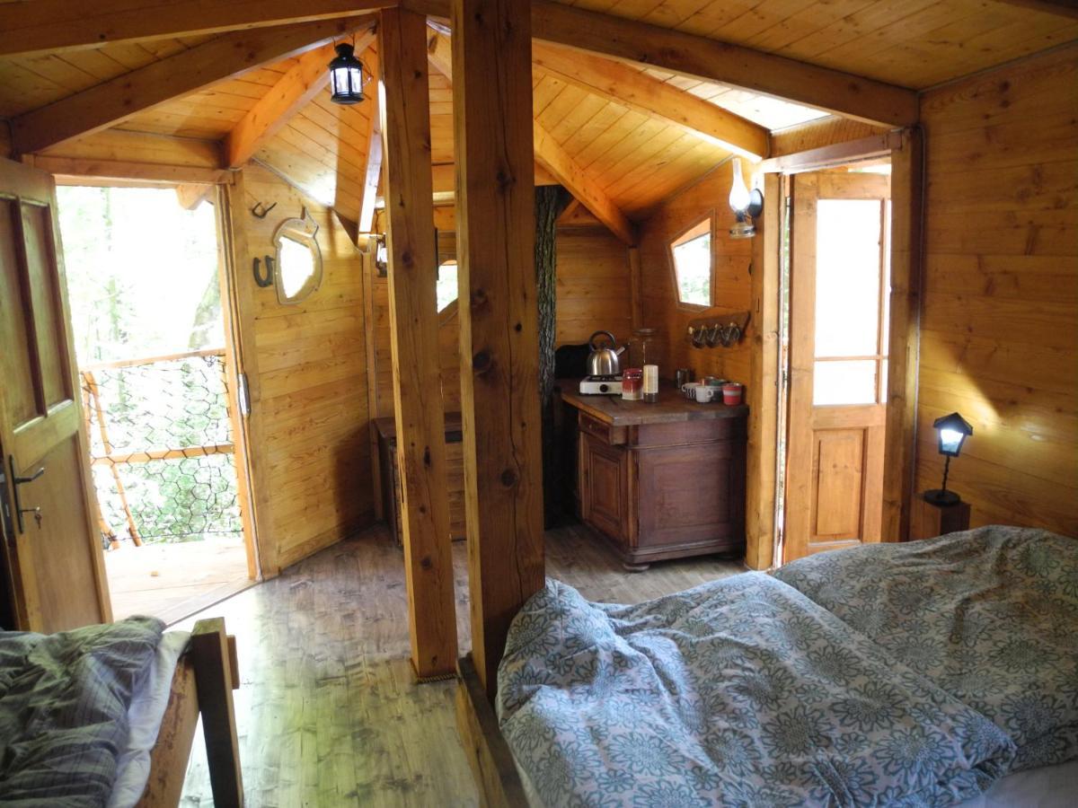 Вилла Treehouse V Brdech Bohutin  Экстерьер фото