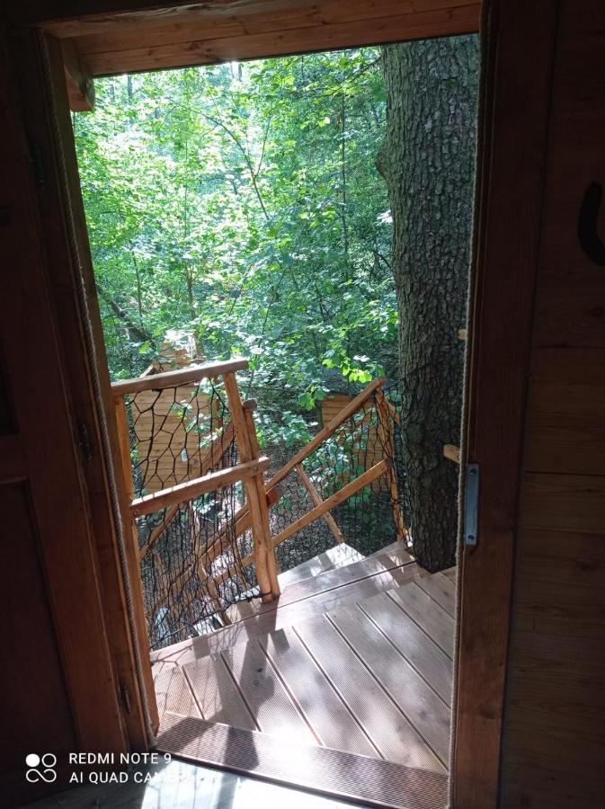 Вилла Treehouse V Brdech Bohutin  Экстерьер фото